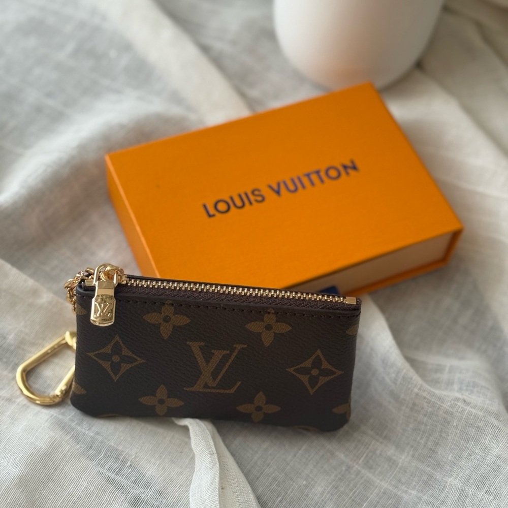 LV Keychain Card Holder NWT